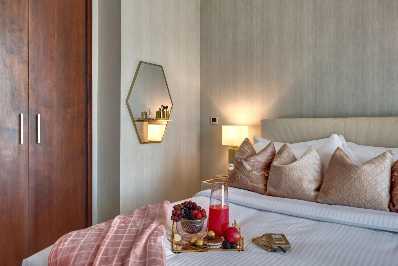 Durrani Homes - Designer 2Br Apt With Stunning Burj Khalifa And Fountain View دبي المظهر الخارجي الصورة