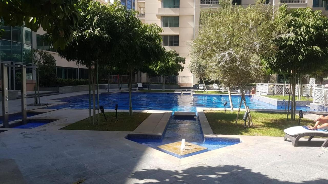 Durrani Homes - Designer 2Br Apt With Stunning Burj Khalifa And Fountain View دبي المظهر الخارجي الصورة